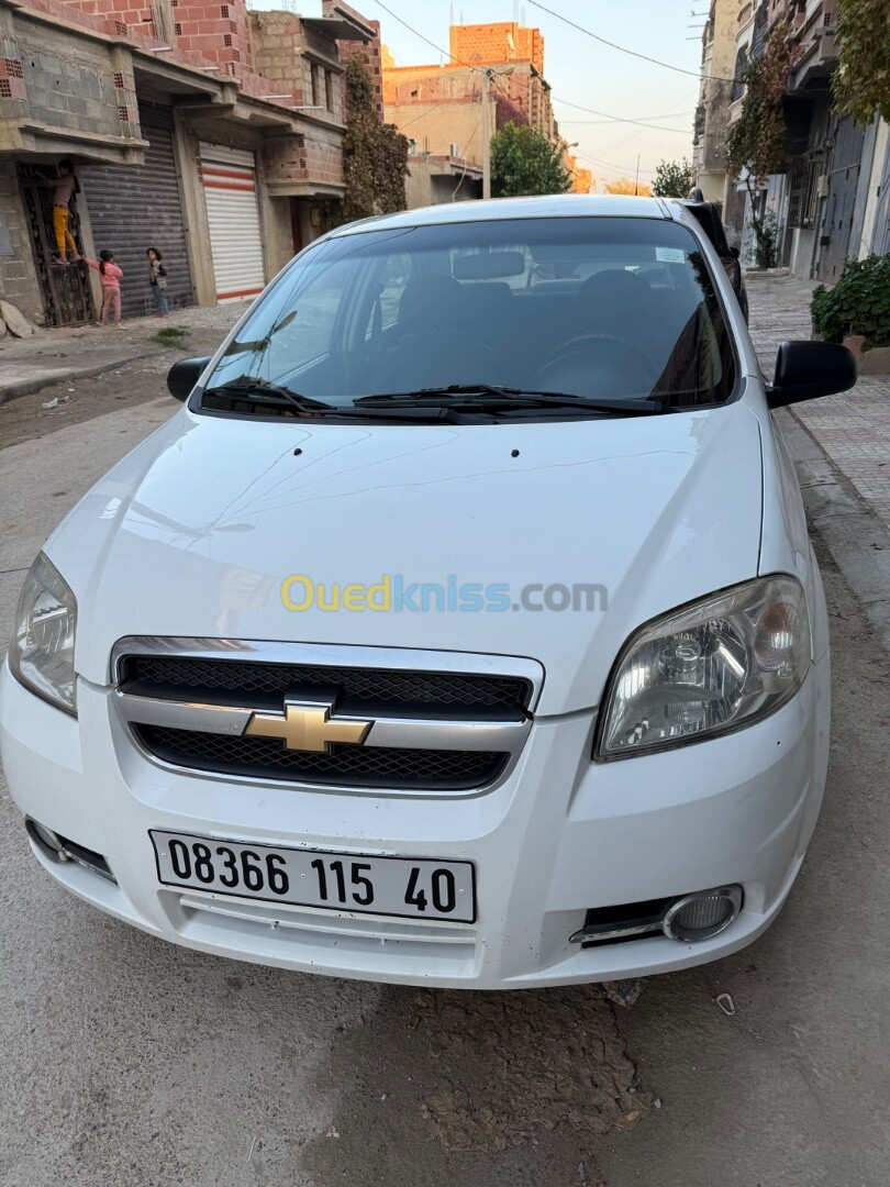 Chevrolet Aveo 5 portes 2015 Aveo 5 portes