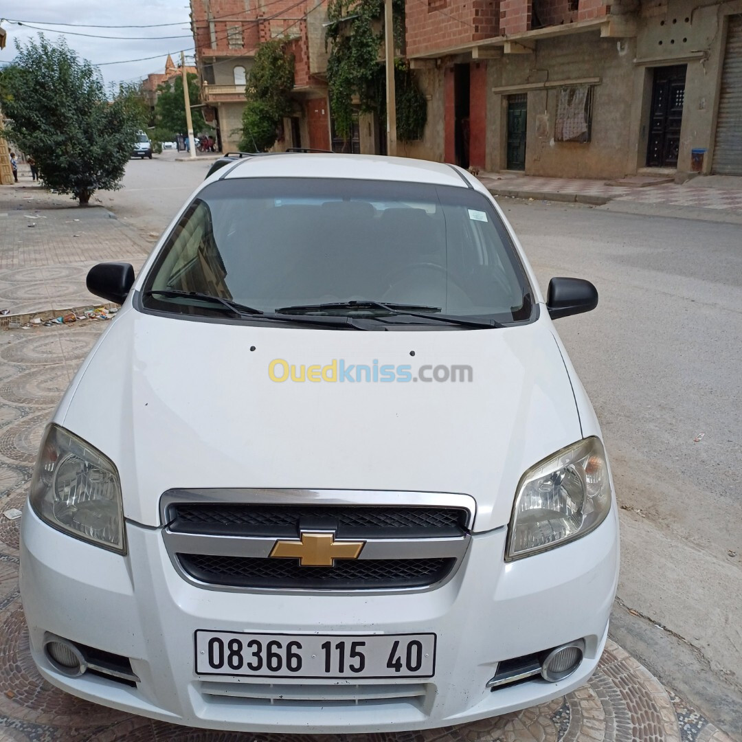 Chevrolet Aveo 5 portes 2015 Aveo 5 portes