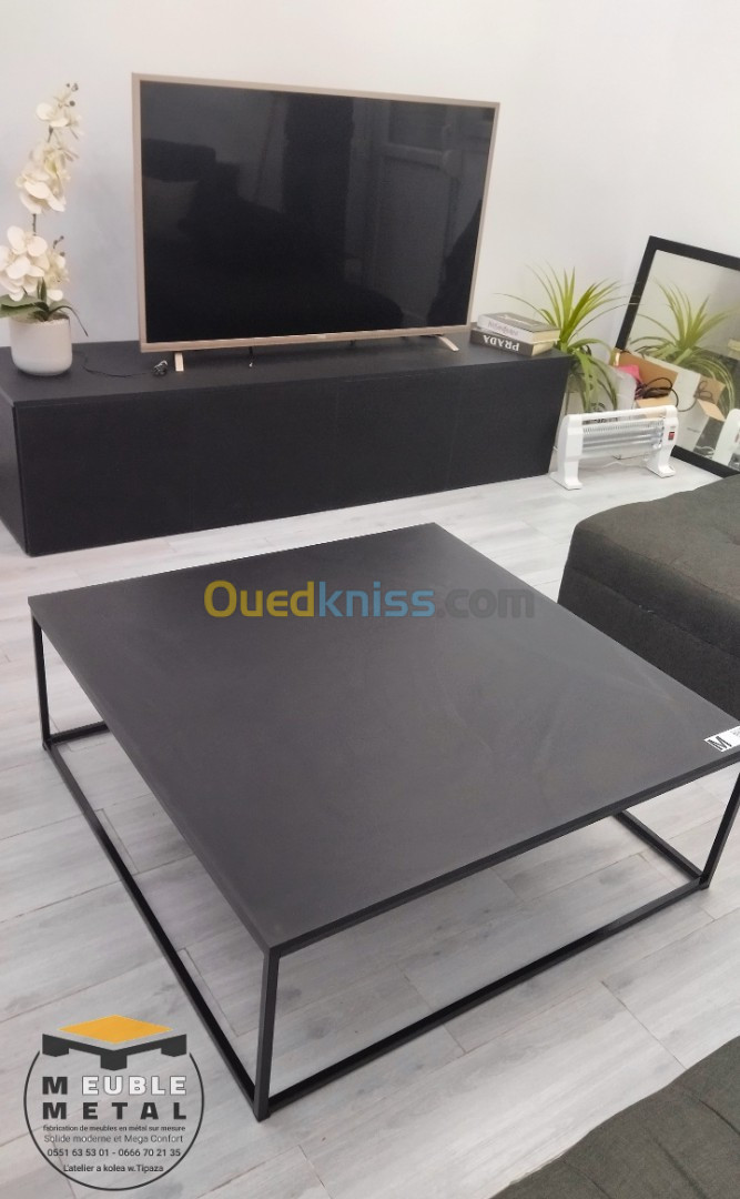 Table basse et table salle a manger en metat