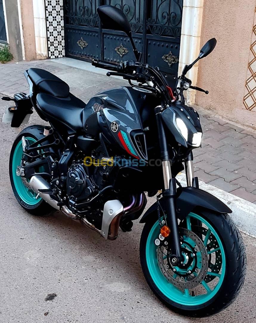 YAMAHA MT 07 TABLETTE 2023