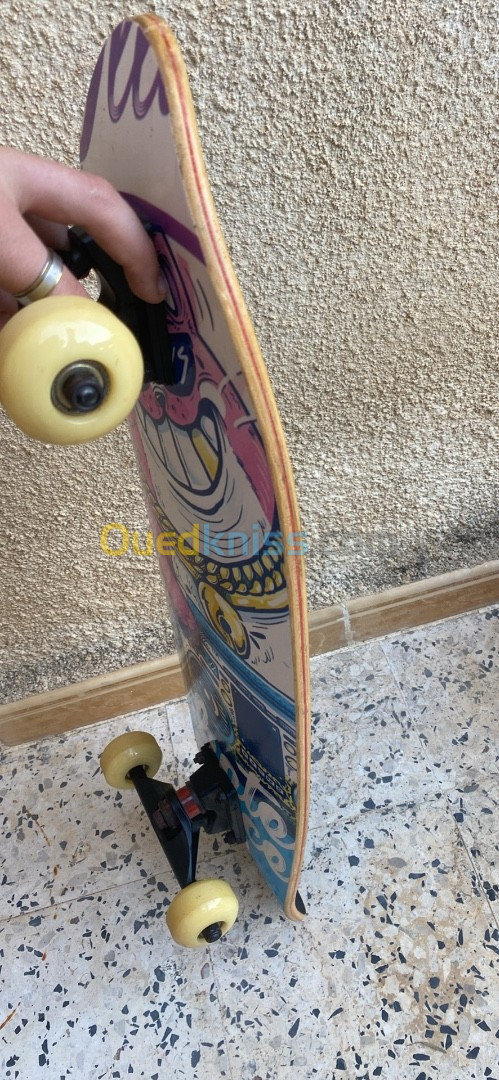 Skate board a vendre neuf 