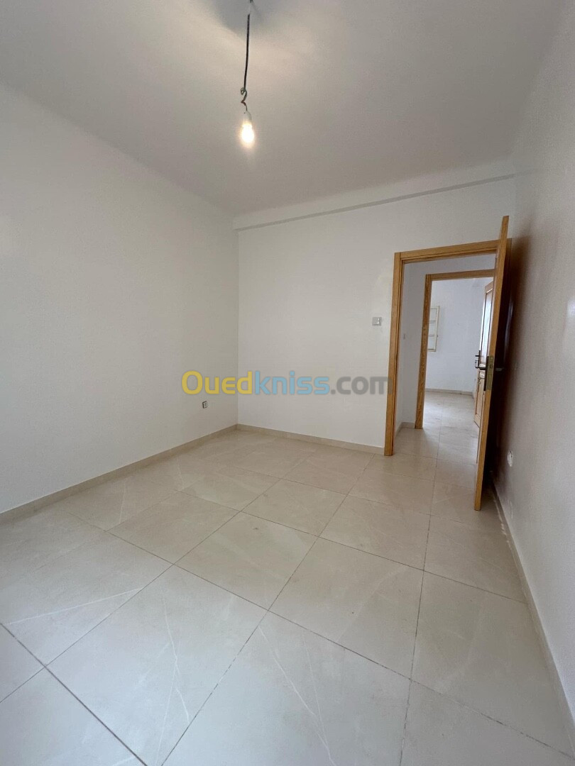 Vente Appartement F3 Alger Ain benian