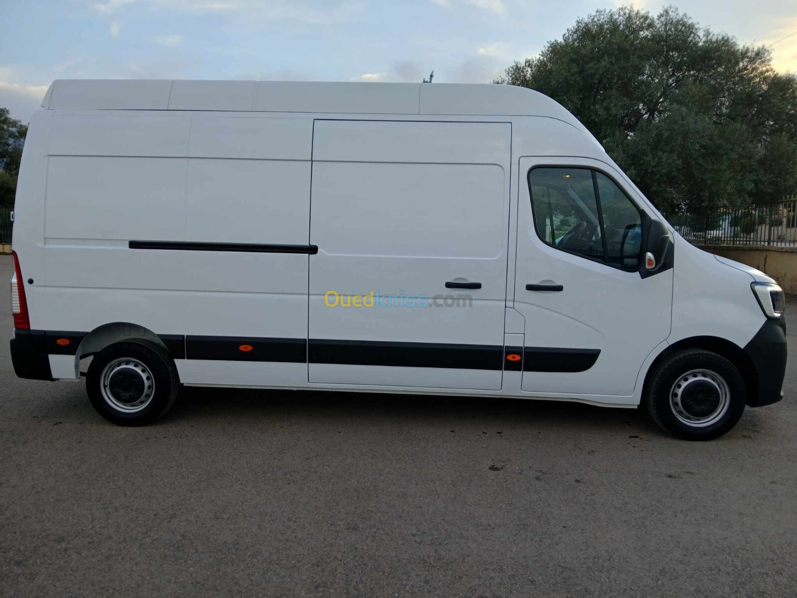 Renault Master 2024