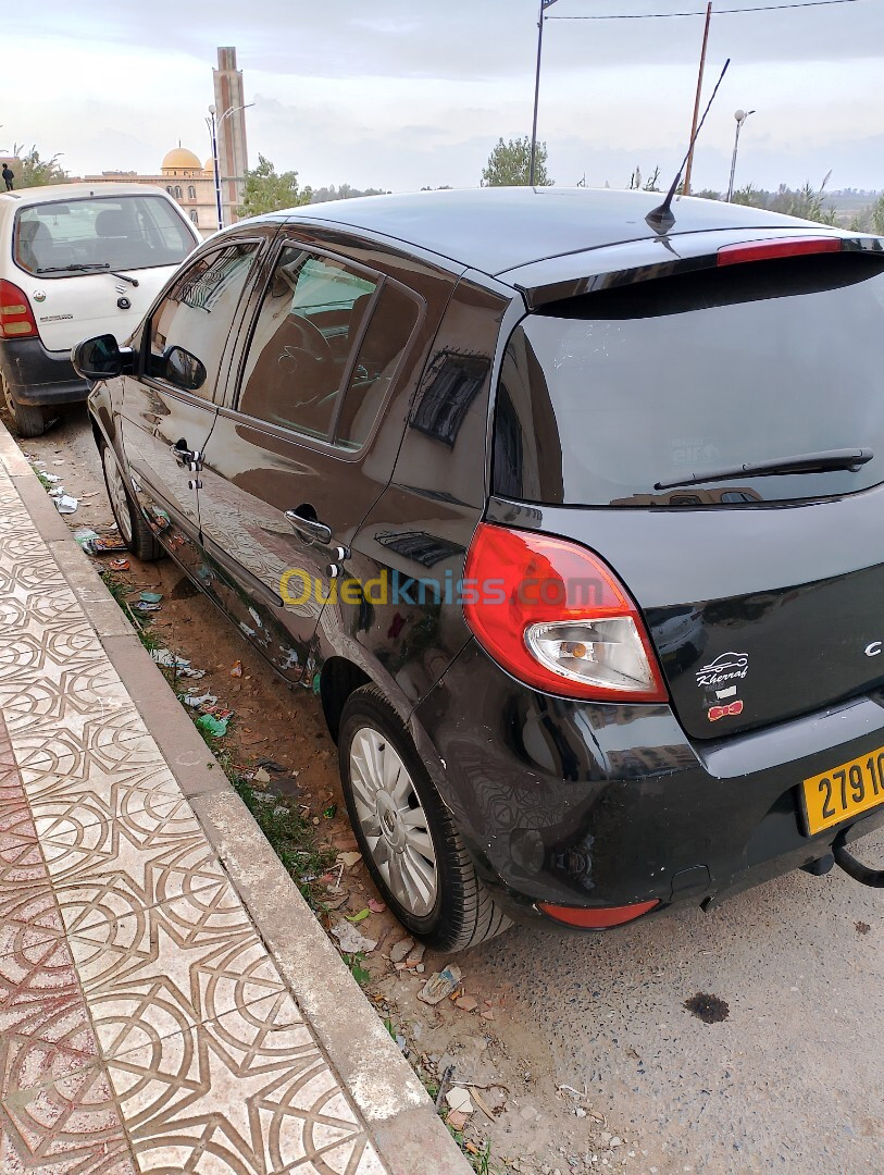 Renault Clio 3 2012 Night and Day