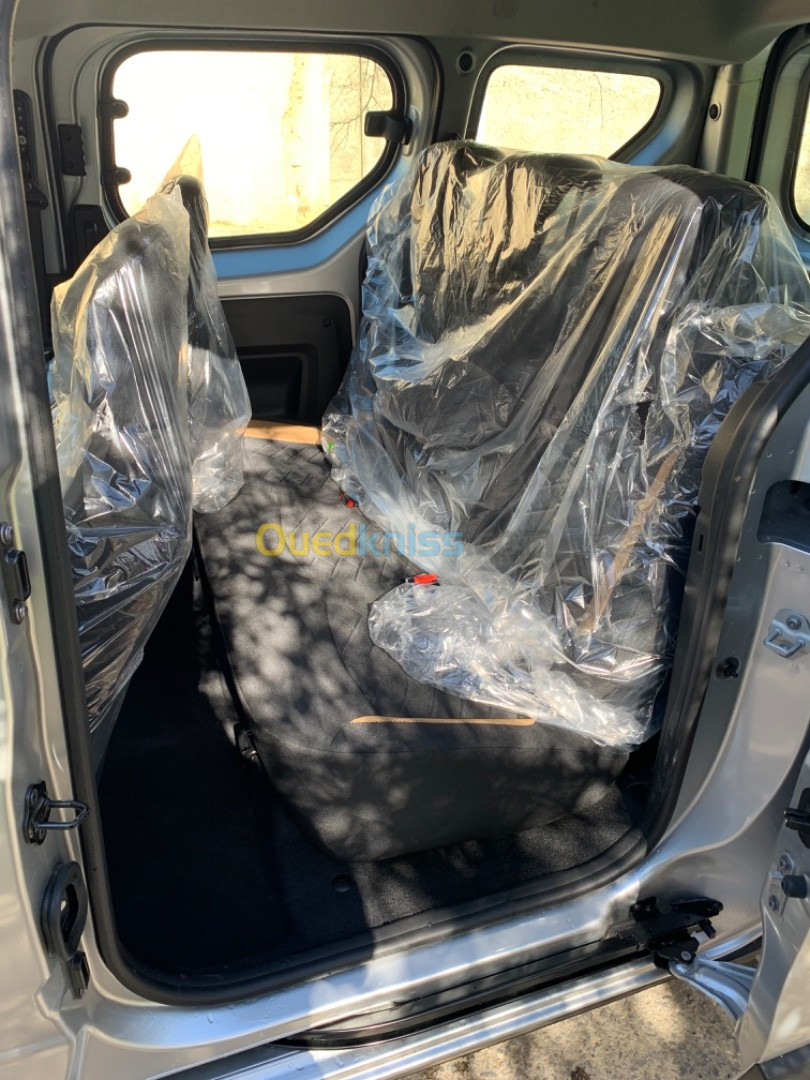 Renault Kangoo 2024 Stepway