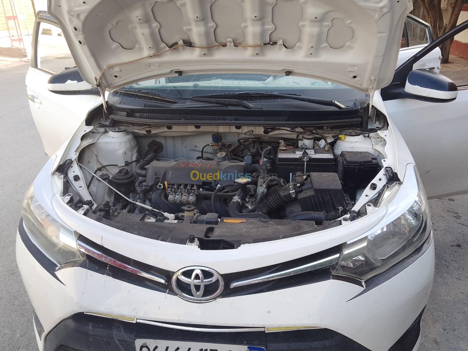 Toyota Yaris Sedan 2015 Yaris Sedan