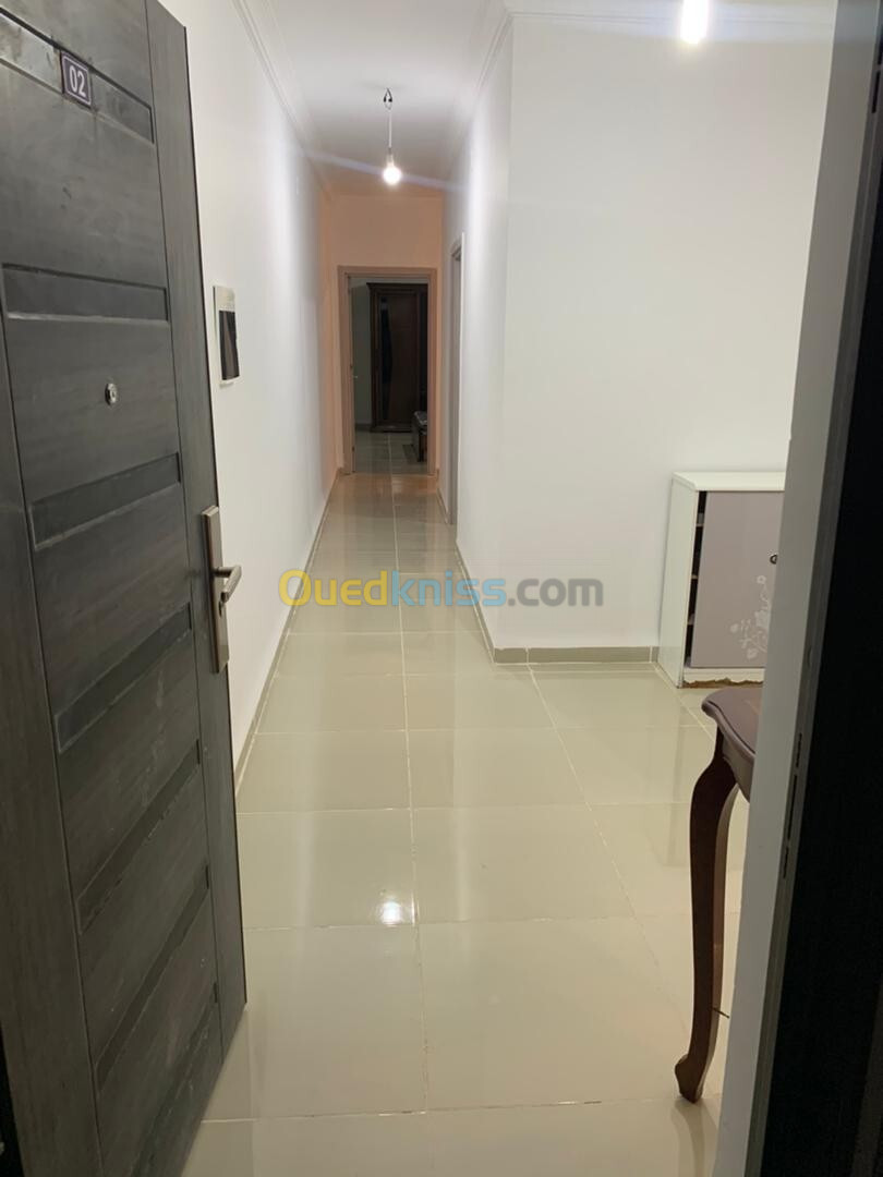 Location Appartement F5 Alger Ain benian