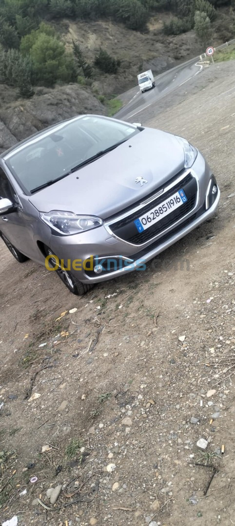 Peugeot 208 2019 Allure