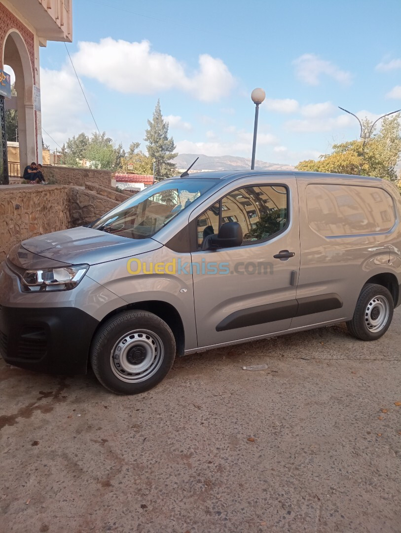 Fiat DOBLO 2024 