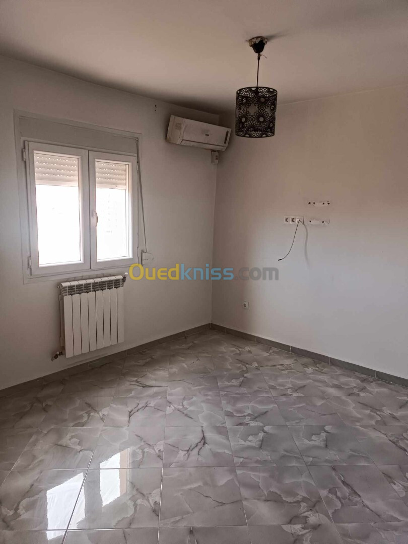 Location Appartement F3 Alger Saoula