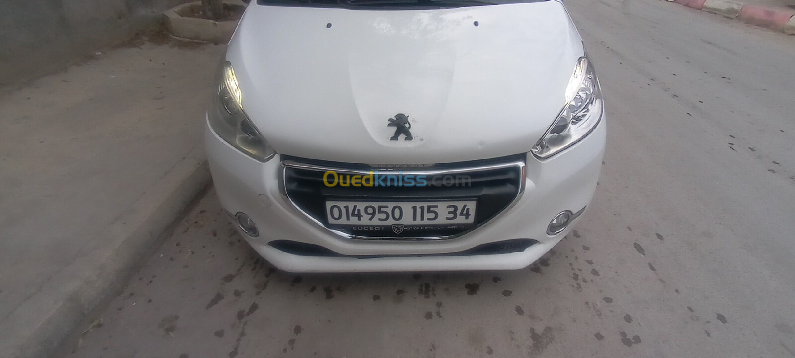 Peugeot 208 2015 Allure