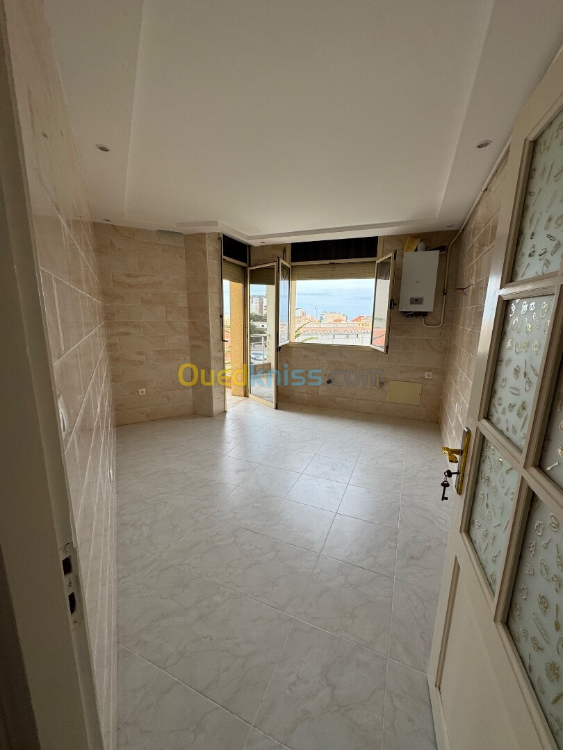 Vente Appartement F2 Alger Ain benian