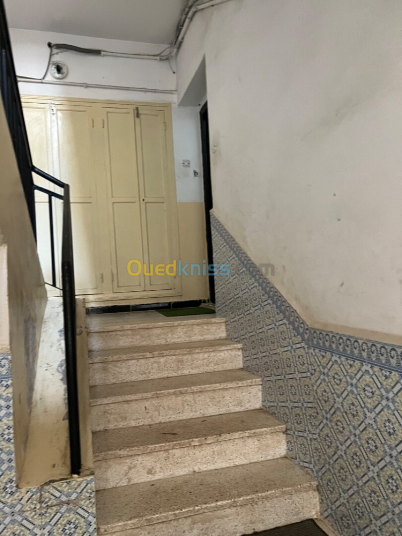 Vente Appartement F3 Alger Birkhadem