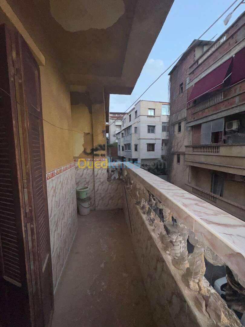 Location Niveau De Villa F4 Alger El achour