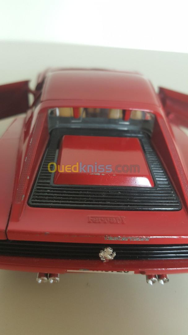 Voiture miniature Ferrari la fameuse Tastarossa 1984 burago Italy 1 24 