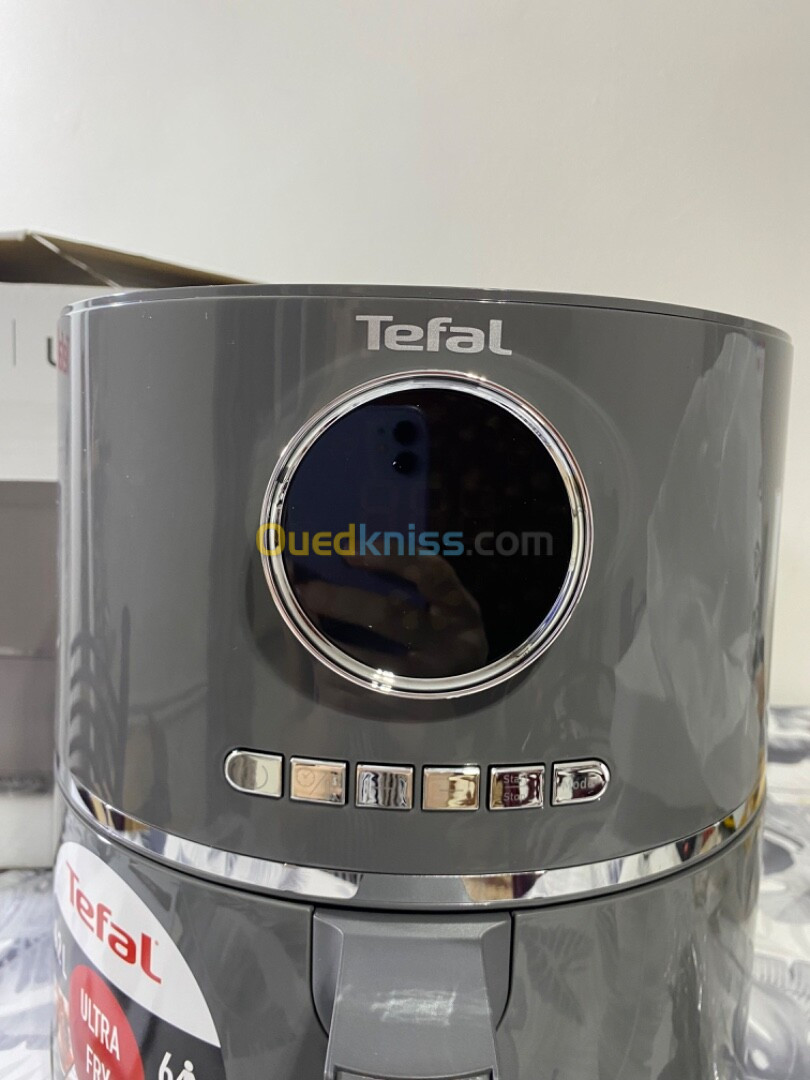 Friteuse air fryer (sans huile) 4.2L Tefal 