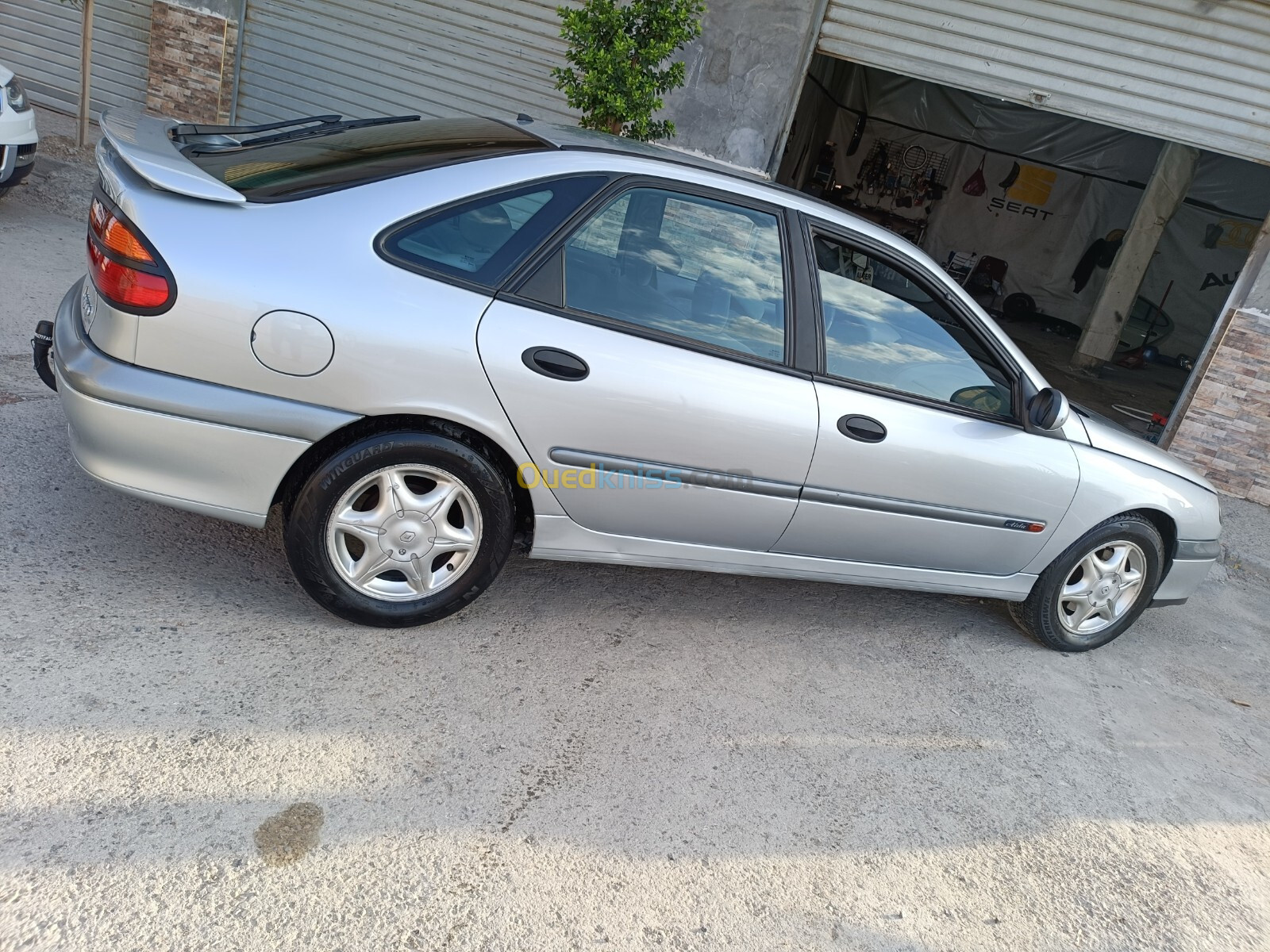 Renault Laguna 1 2001 Laguna 1