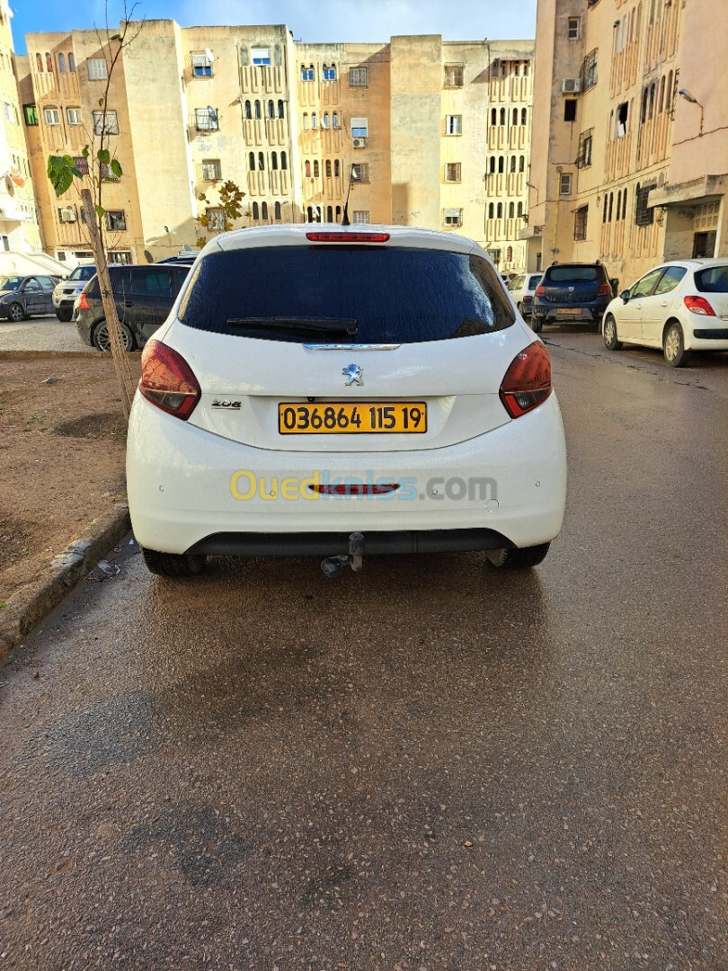 Peugeot 208 2015 Allure Facelift