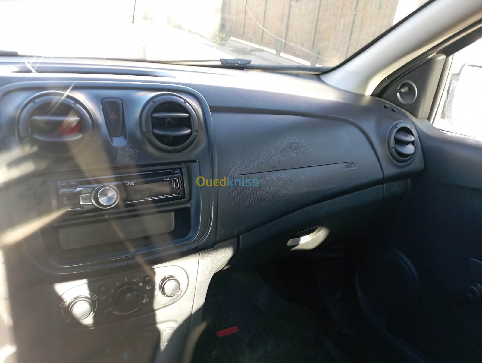 Dacia Logan 2016 Access