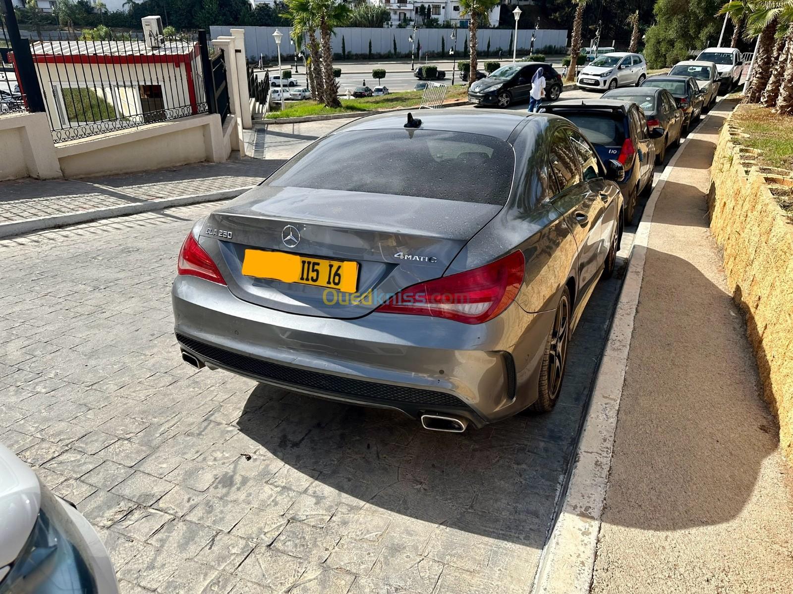 Mercedes CLA 2015  Coupé Edition One