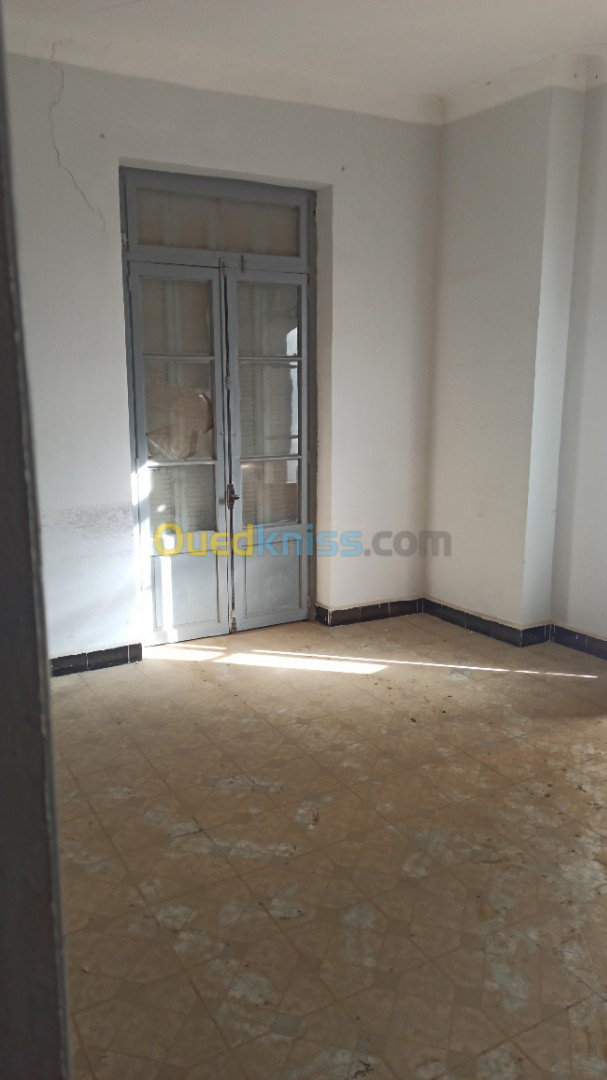 Location Appartement F4 Alger Hussein dey