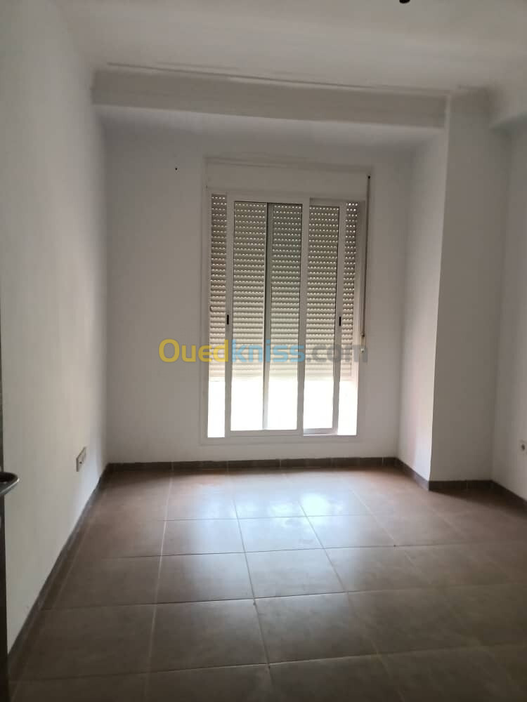 Vente Appartement F3 Alger Dely brahim