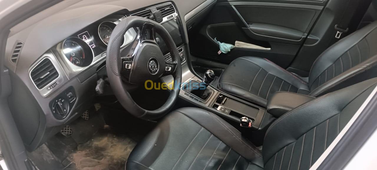 Volkswagen Golf 7 2015 Trendline +