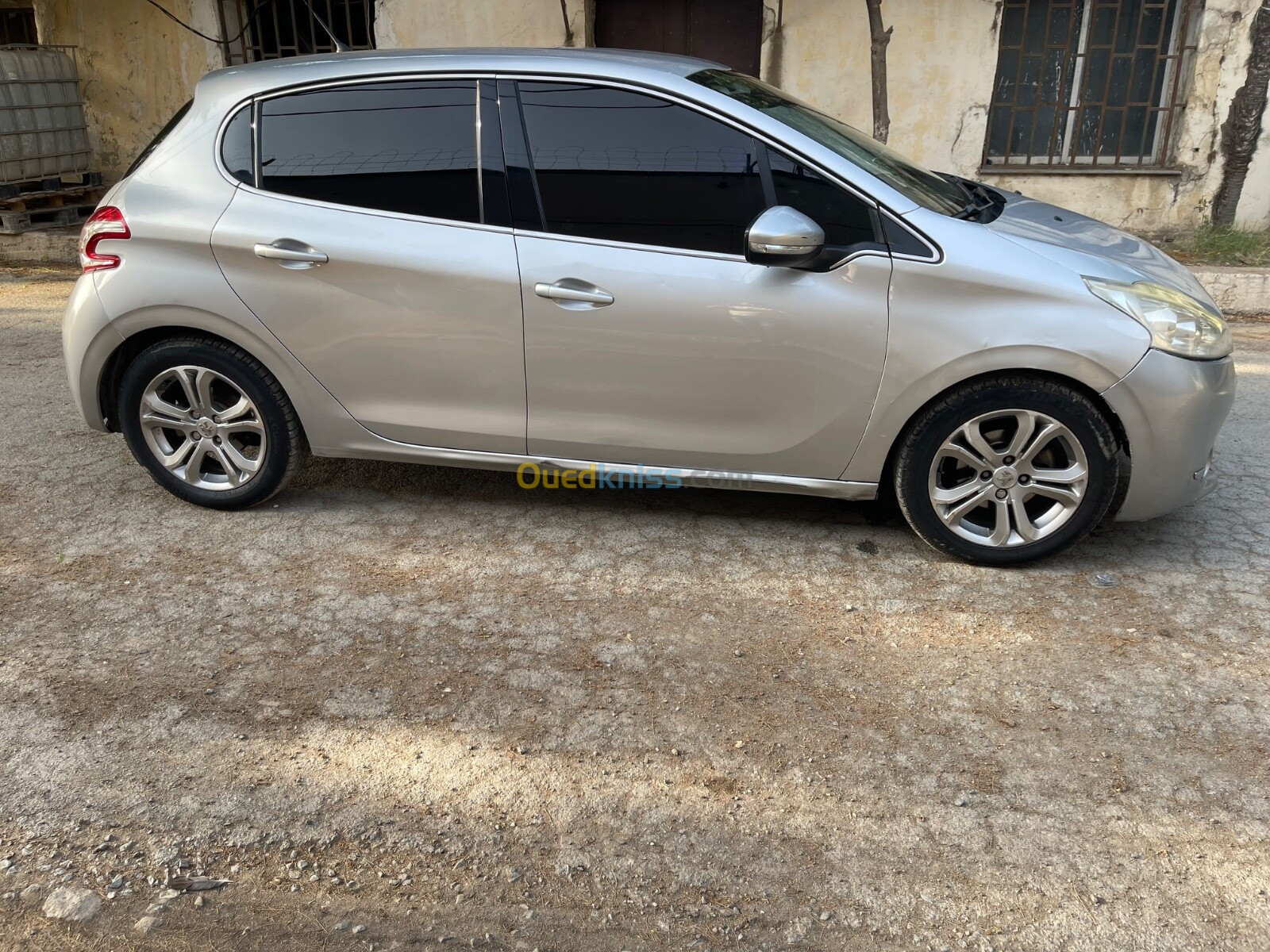 Peugeot 208 2013 Allure