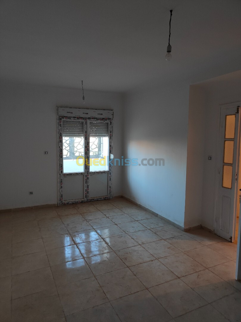 Location Appartement F3 Aïn Defla Khemis miliana