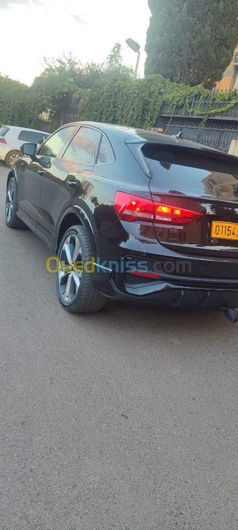 Audi Q3 2022 S Line (facelift)