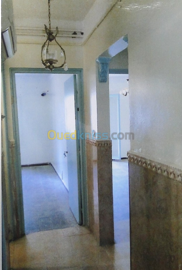 Location Appartement F5 Saïda Saida