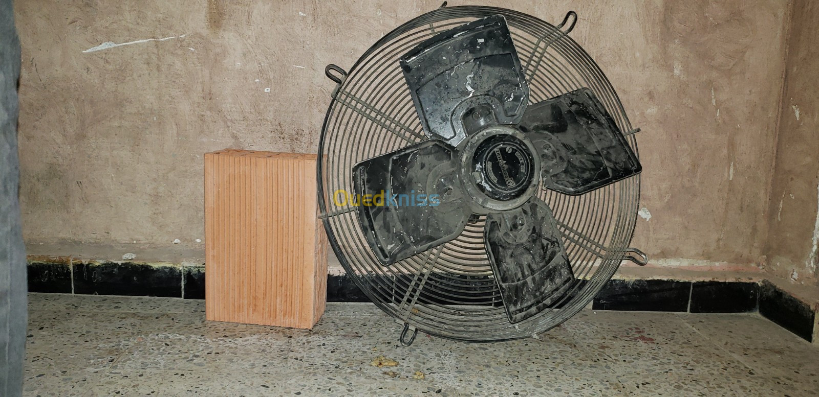 Ventilateur pour condenseur chambre froide