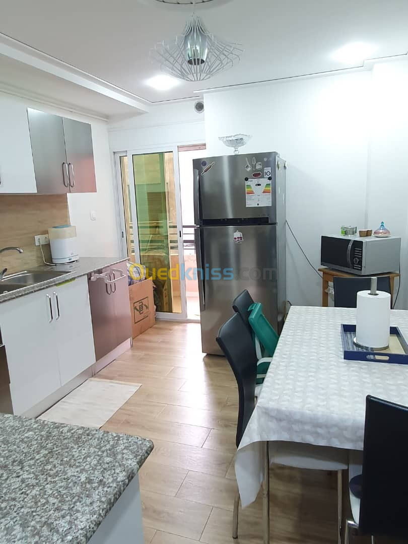 Location Appartement F3 Alger Draria