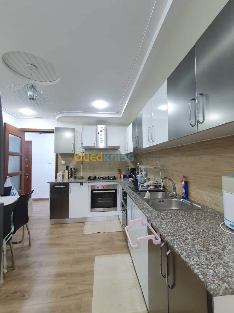 Location Appartement F3 Alger Draria