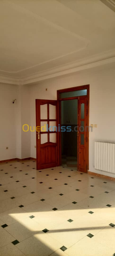 Location Appartement F3 Alger Draria