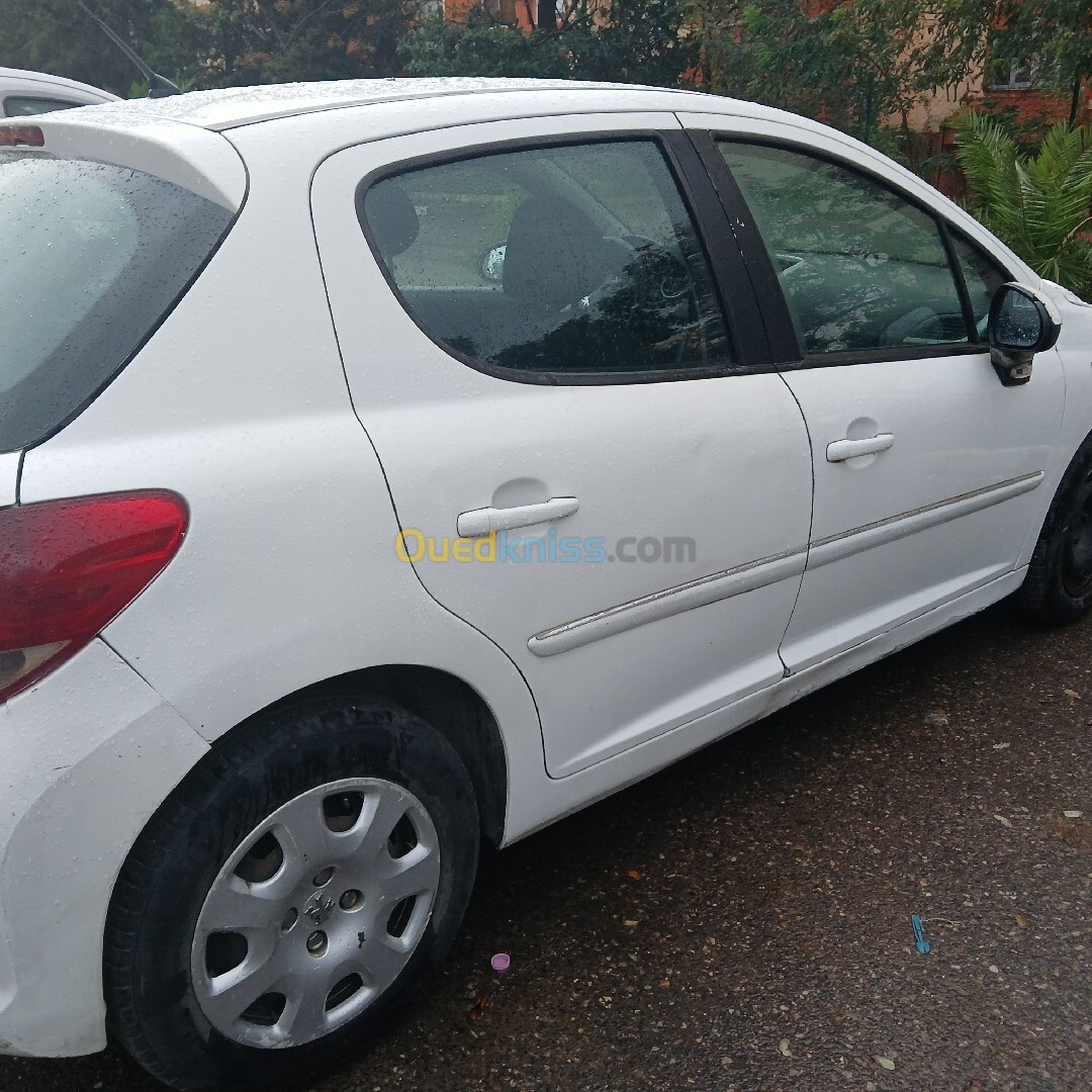 Peugeot 207 + 2012 207 +