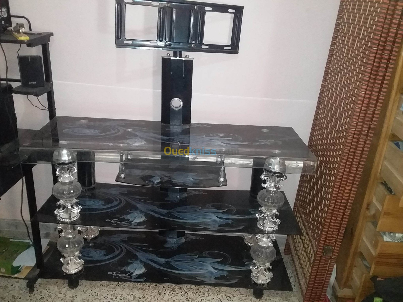 Table TV+ en plastique + en verre