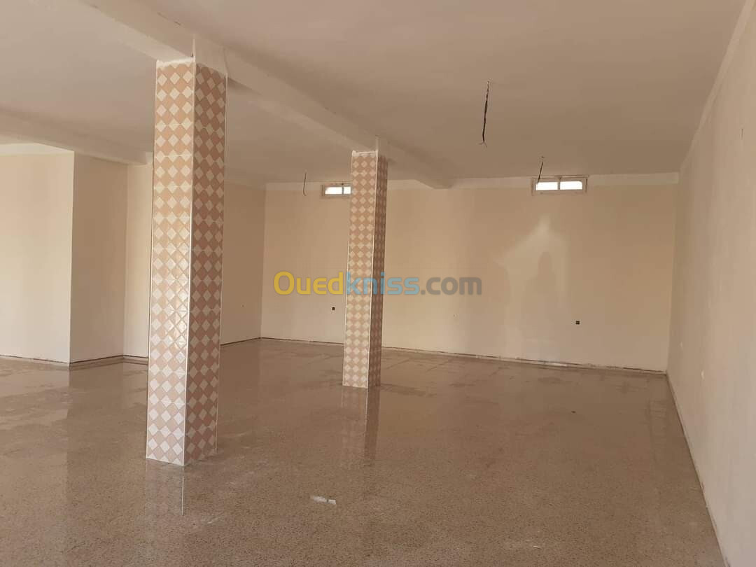 Location Appartement F4 El Menia El Meniaa