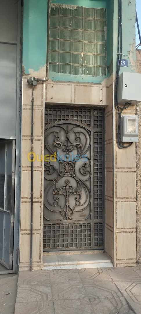 Location Appartement F6 Biskra Biskra