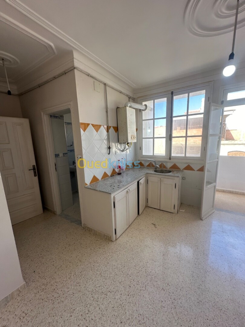 Location Appartement F2 Alger Bordj el bahri