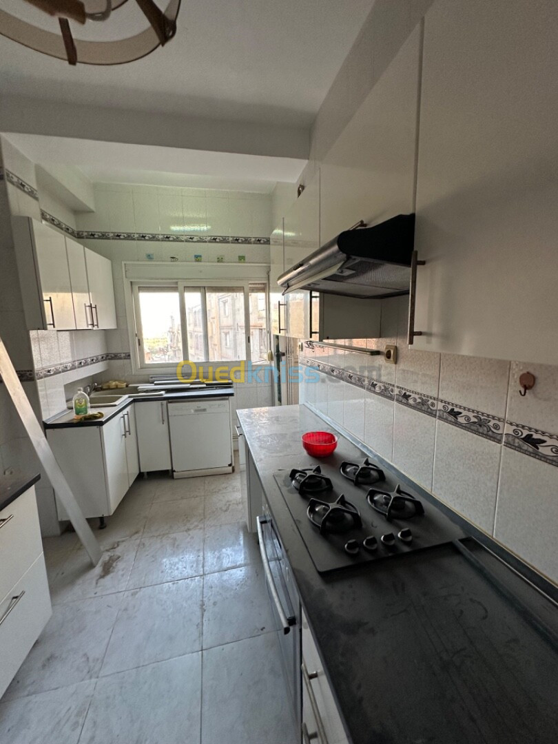 Location Niveau De Villa F4 Alger Bordj el kiffan