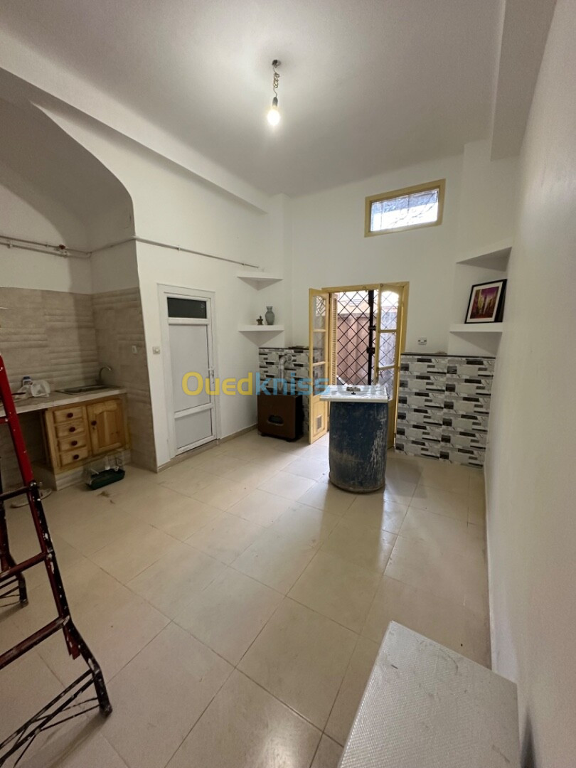 Location Niveau De Villa F1 Alger Bordj el kiffan