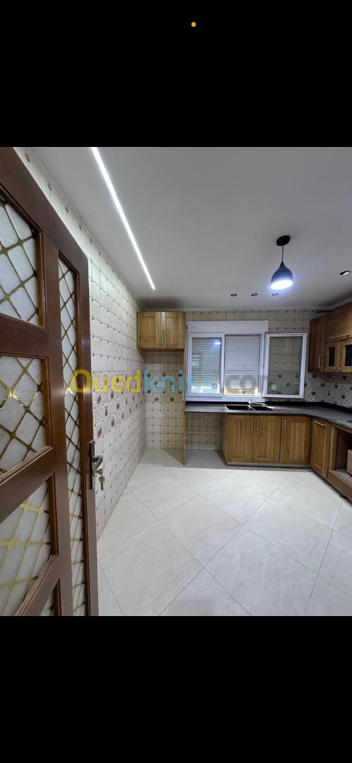 Vente Appartement F4 Alger Bordj el kiffan