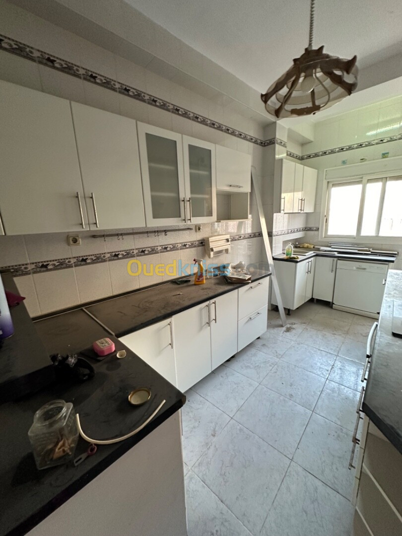 Location Niveau De Villa F4 Alger Bordj el kiffan