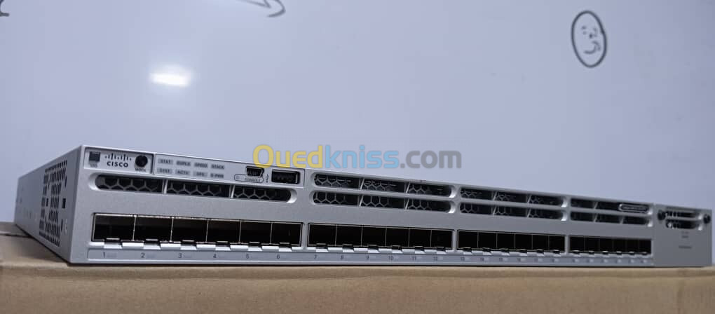 Cisco WS-C3850-24XS-S 24 ports 10G SFP+