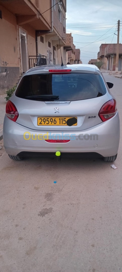 Peugeot 208 2015 208