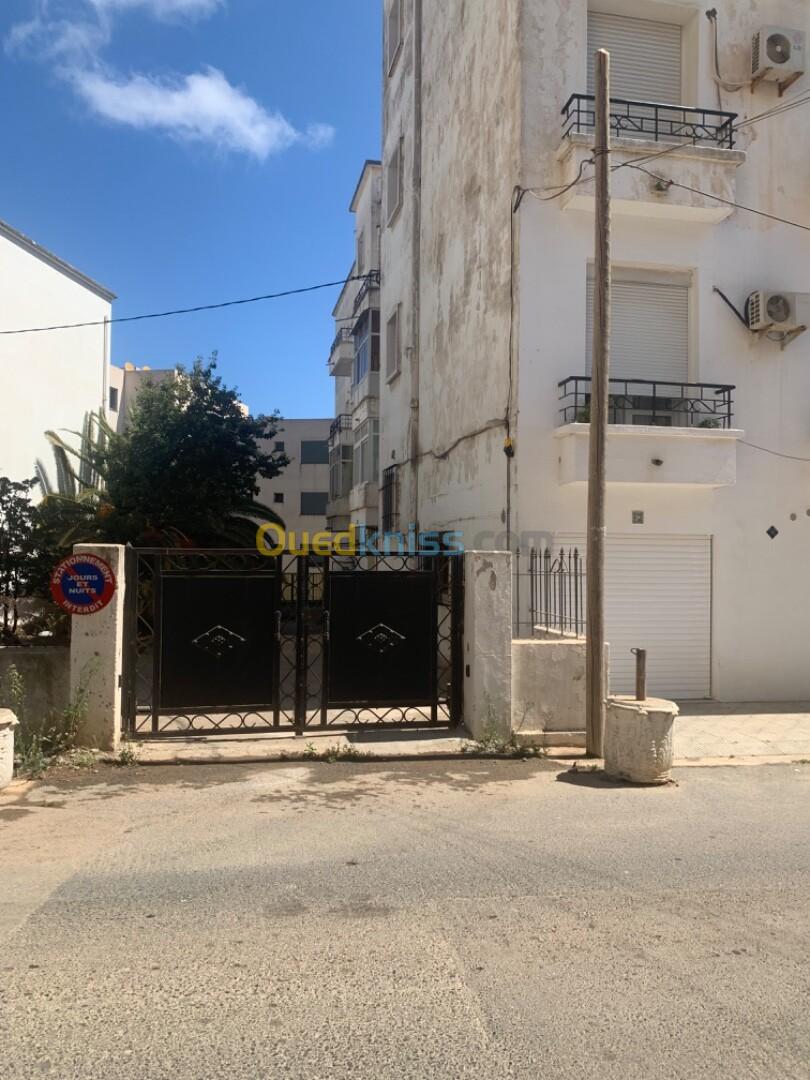 Location Appartement F4 Alger Hydra