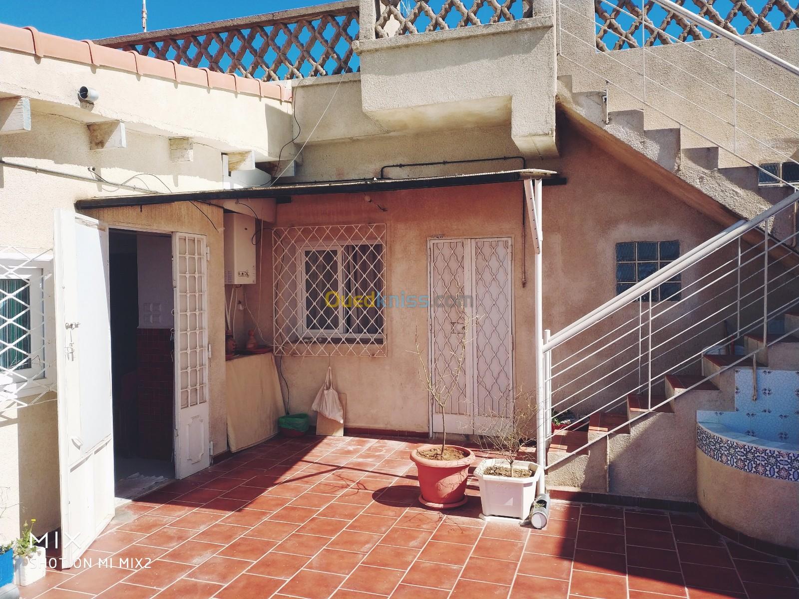 Vente Niveau De Villa F4 Alger Bouzareah