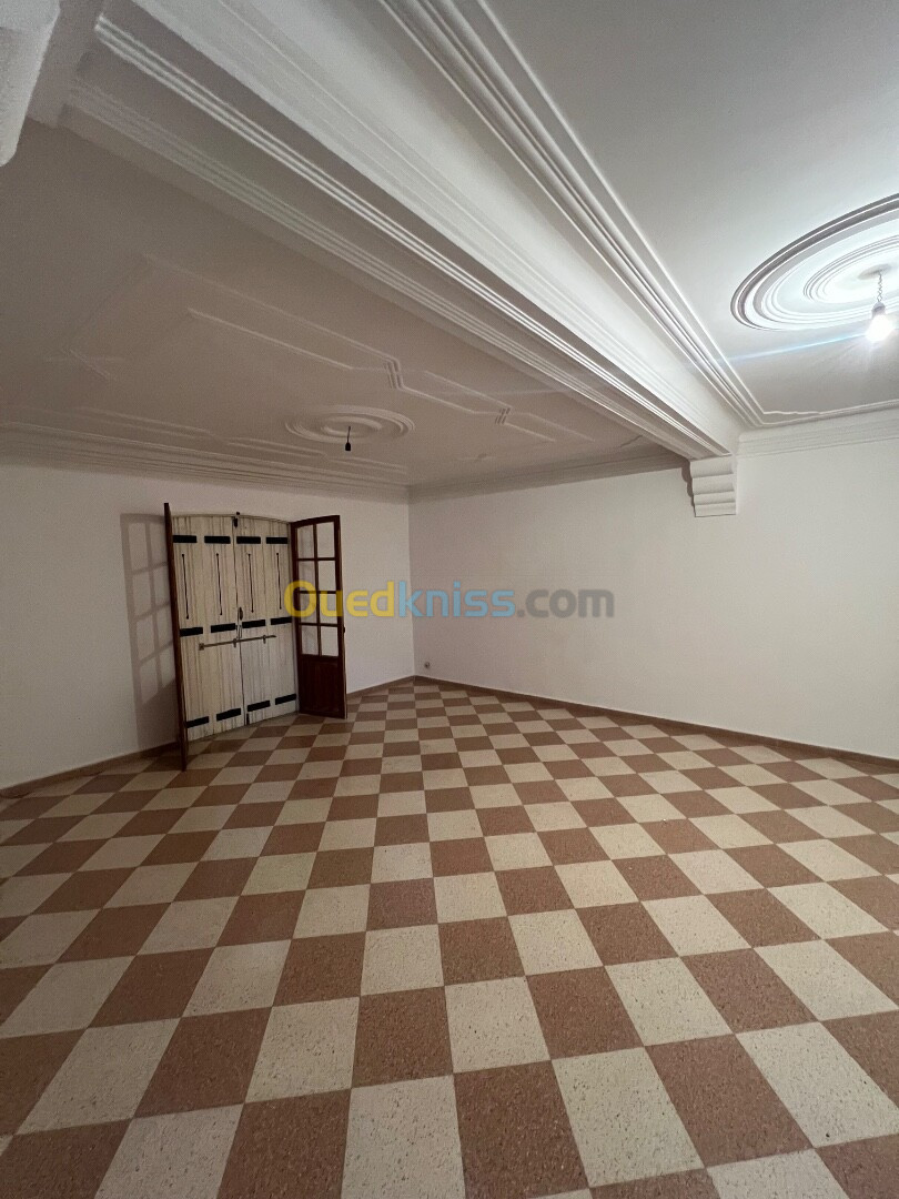 Location Appartement F3 Alger Draria