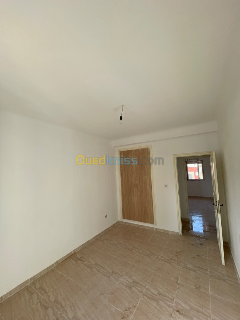 Location Appartement F3 Alger Draria